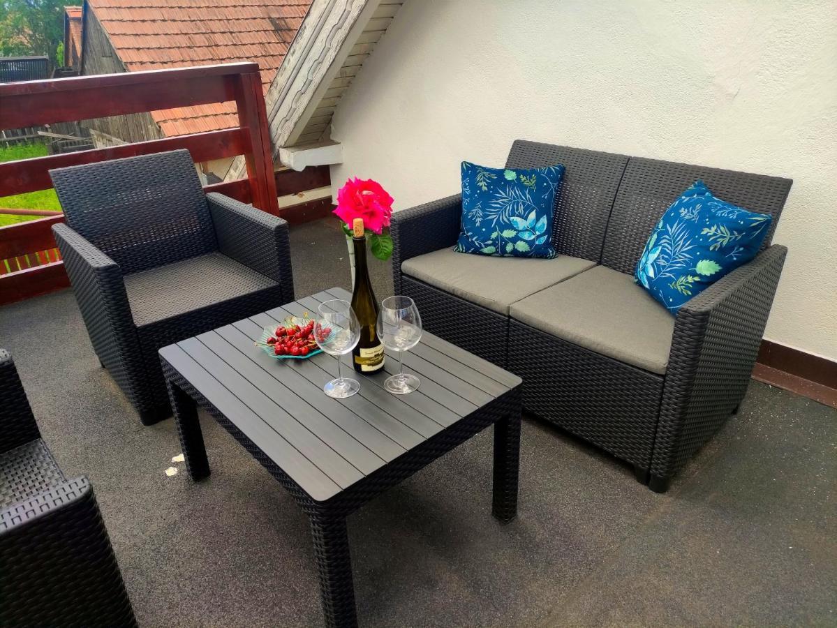 Rita Vendeghaz Apartment Ciumani Екстериор снимка